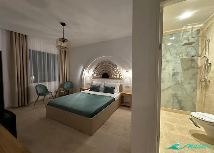 Muse 2mai 4* Două Mai