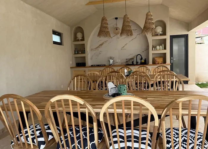 בית הארחה Muse 2mai Două Mai